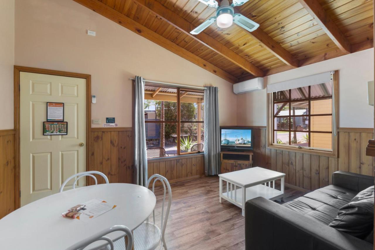 Wairo Beach Holiday Park Tabourie Lake Esterno foto